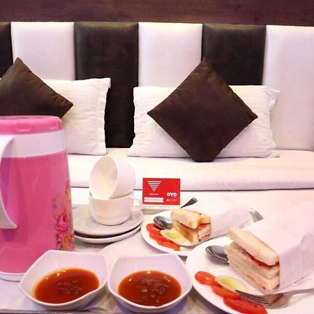 Hotel Ravi Residency 바랏푸르 외부 사진