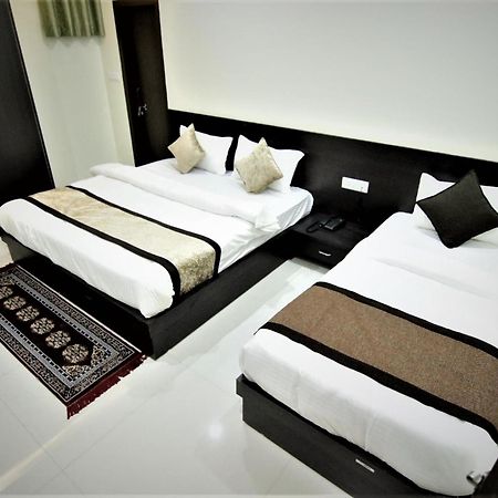 Hotel Ravi Residency 바랏푸르 외부 사진