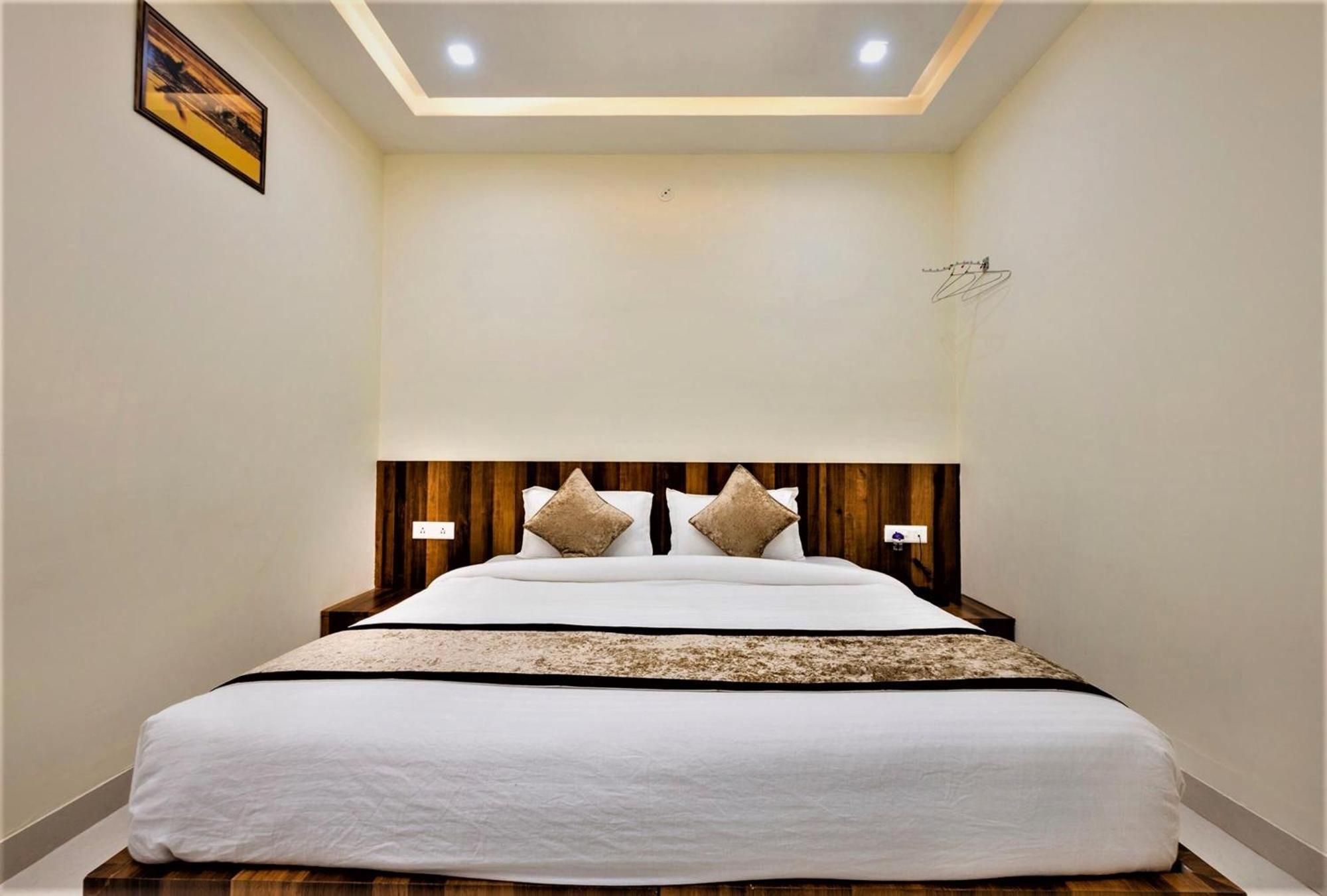 Hotel Ravi Residency 바랏푸르 외부 사진